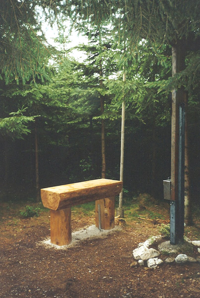 Altartisch beim Widhackkreuz