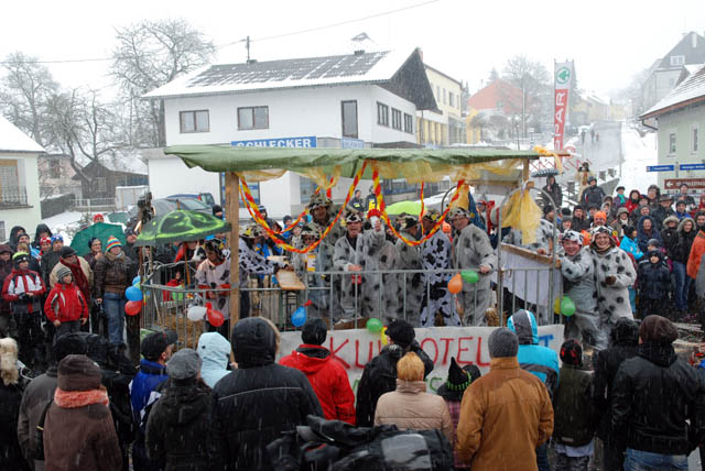 faschingszug2010119