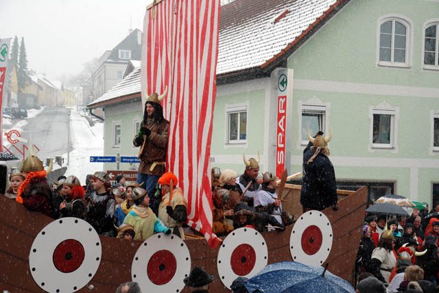 faschingszug2010125