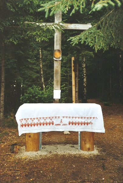 Altartisch beim Wiedhackkreuz