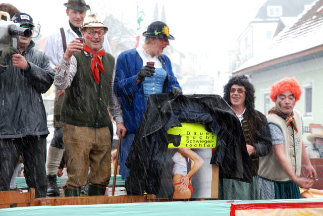 faschingszug2010162